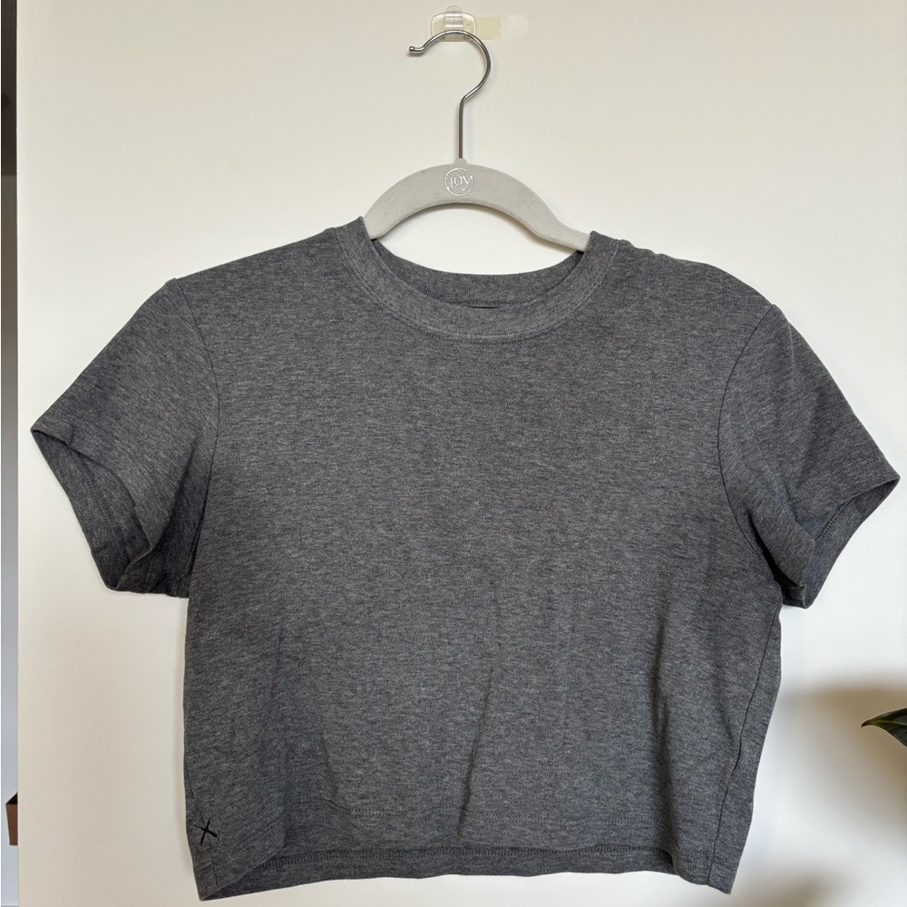 Cuts Heather Gray Cropped Baby Tee